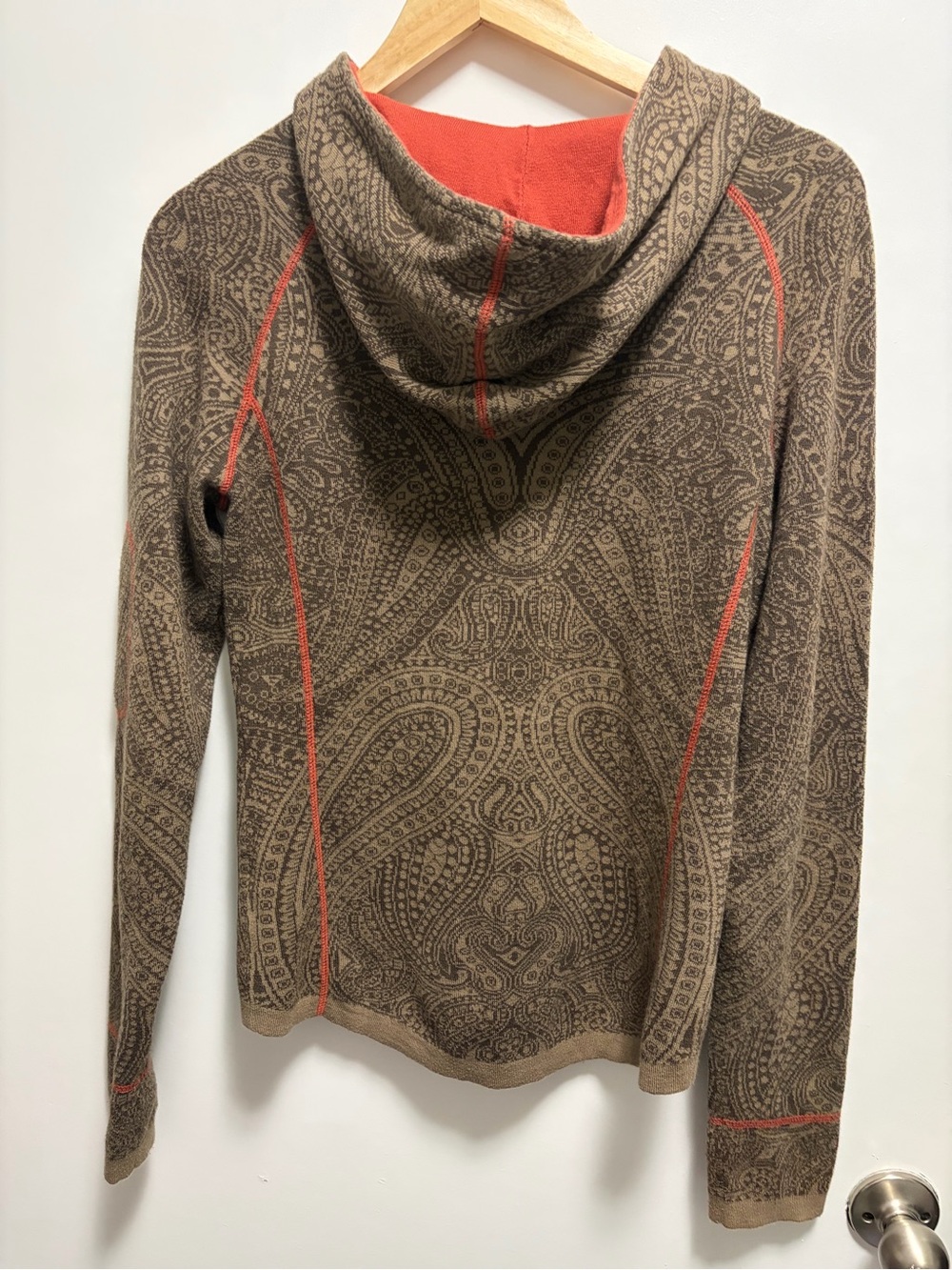 Title Nine Full-Zip Performance Knit Hoodie Brown Paisley with Coral Size Medium - Picture 6 of 6